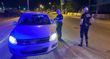 Kemerde trafik denetimi; 674 sürücü ve yolcuya ceza yazıldı