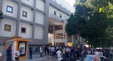 Manavgat Belediyesi'ne 'rüşvet' operasyonunda 28 kişi gözaltında, 6 şüpheli firari