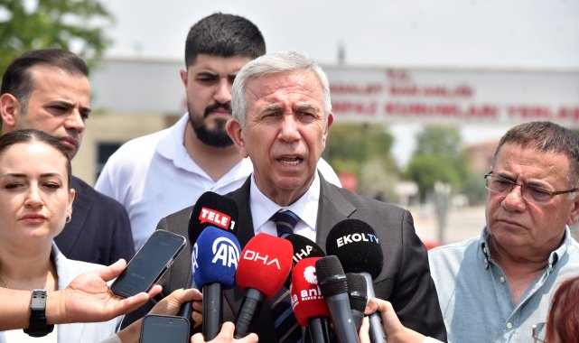 Mansur Yavaş, cezaevindeki Muhittin Böcek'i ziyaret etti