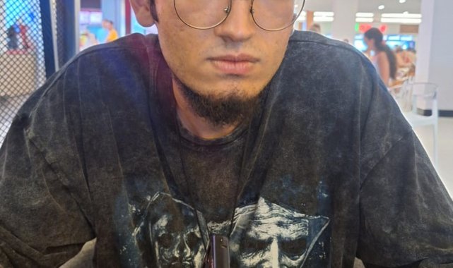 Savrulan otomobilin çarptığı Arda öldü
