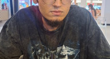 Savrulan otomobilin çarptığı Arda öldü