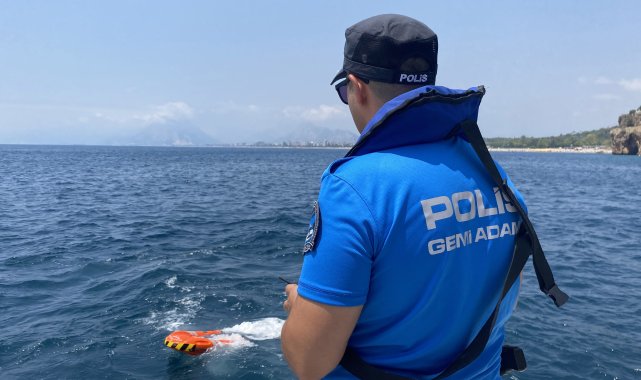 Uzaktan kumandalı can simitleriyle hayat kurtarıyorlar