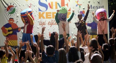 'Sahne Kepez' ile sanat sokakta, eğlence mahallelerde