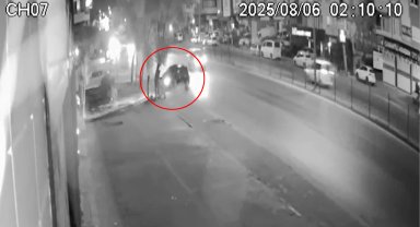 Alkollü ve ehliyetsiz sürücü otomobiliyle ağaca ve iş yerine çarptı