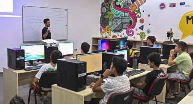 ASSİM'de teknolojiye ilk dokunuş