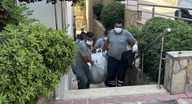 Belçikalı evinde ölü bulundu