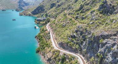 Büyükşehir Oymapınar Barajı çevresindeki yolları asfaltlıyor