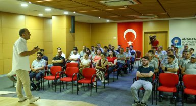 Büyükşehirden ilaçlama personeline eğitim