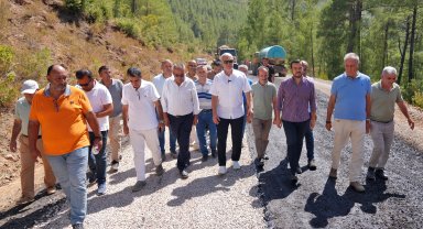 Dağdere yolunda asfalt serimi başladı