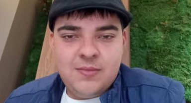 Direğe çarpan motosikletli hayatını kaybetti