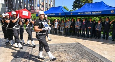 Emekli Vali Yardımcısı Cevdet Ekmekçi, son yolculuğuna uğurlandı