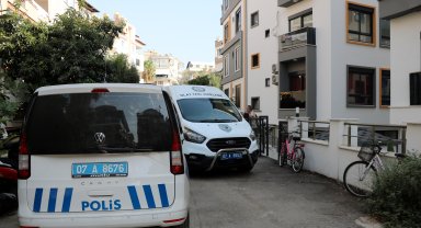 Emlakçıyı arayıp 'Arkadaşımı öldürdüm' dedi; eve giren polis cesetle karşılaştı