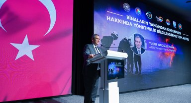 Hacısüleyman: Yangın yönetmeliği 'mükemmel' değil, 'uygulanabilir' olmalı