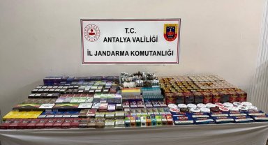 Kemer'de jandarmadan kaçak ürünlere baskın