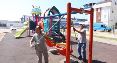 Kepez'de parklar yenileniyor