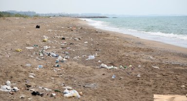 Kumköy Sahili'nde barakalar gitti, çöplük kaldı