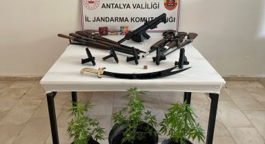 Serik'te silah kaçakçılığı operasyonu