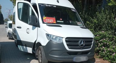 Tur minibüsü şoförü aracında ölü bulundu