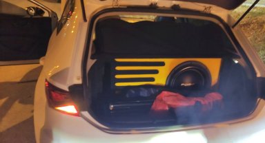 Uygunsuz araç trafikten men edildi