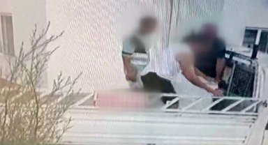 Uzaklaştırma kararını hiçe saydı, evdeki tüm eşyaları götürdü