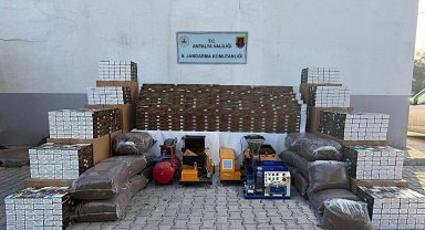 Antalya'da kaçak tütün ve sigara operasyonu