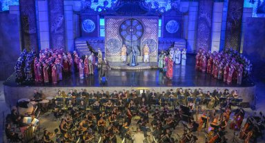 Aspendos Festivali'ne görkemli açılış