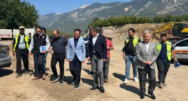 Atay Uslu, Elmalı- Finike yolunu inceledi