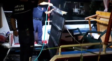 Balıkçı teknesindeki yangın söndürüldü