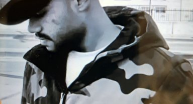 Bariyere çarpan motosikletli ağır yaralandı