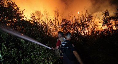 Büyükşehir İtfaiyesi'nden yangınlara hızlı ve etkin müdahale