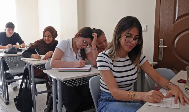 Büyükşehir'in YKS hazırlık kursları başladı