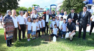 Kemer'de İlköğretim Haftası kutlandı