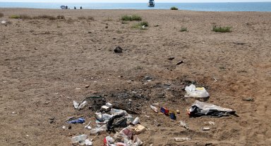 Kumköy sahilinde yine 'çöp manzarası'