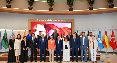 Moskova Hükümeti Bakanı'ndan Büyükşehir'e ziyaret