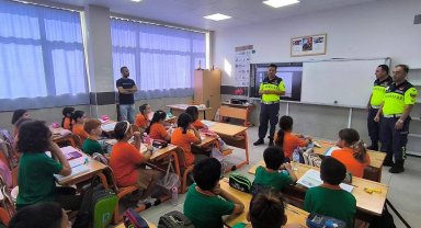 Öğrencilere trafik eğitimi