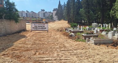 Selanik göçmenlerinin mezarları, yol olmayacak