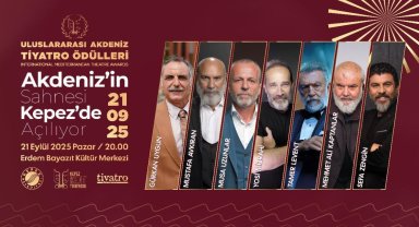 Uluslararası Akdeniz Tiyatro Ödülleri Töreni'ne yıldız yağmuru