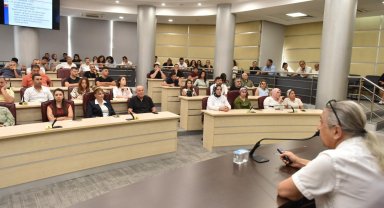 Yaşlı dostu Kepez'den Alzheimer farkındalık eğitimi