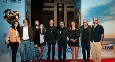 'Tavşan İmparatorluğu' seyirciyle buluştu