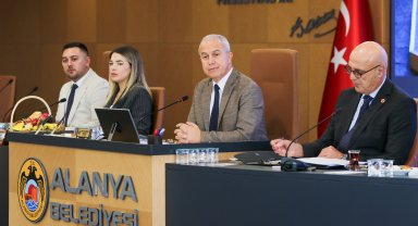 Alanya Belediyesi'nde ekim meclisi