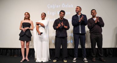 Altın Portakal'da ilk gün, Gelin Takımı 2'nin galasıyla tamamlandı