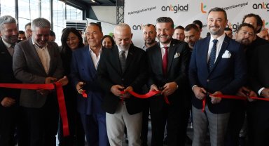 ANTGİAD'ın yenilenen ofisi açıldı