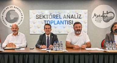 ATB'de kesme çiçek toplantısı