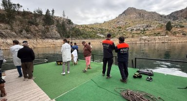 Baraj gölünde kaybolan İrlandalı turist aranıyor