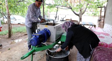 Büyükşehirden üreticilere ekipman desteği