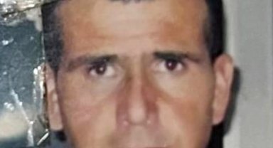 Devrilen traktörün altında kalan sürücü hayatını kaybetti