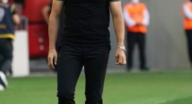 Hesap.com Antalyaspor'un yeni hocası Erol Bulut oldu