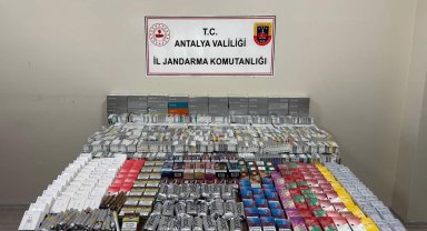 Kemer'de kaçak sigara operasyonu