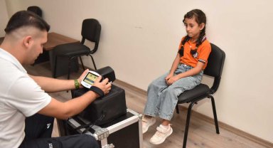 Kepez'den öğrencilere göz taraması