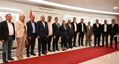 Muhtarlardan Başkan Vekili Özdemir'e ziyaret